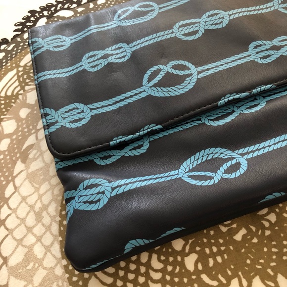 Beautiful Large Soft Clutch Purse - Picture 3 of 6